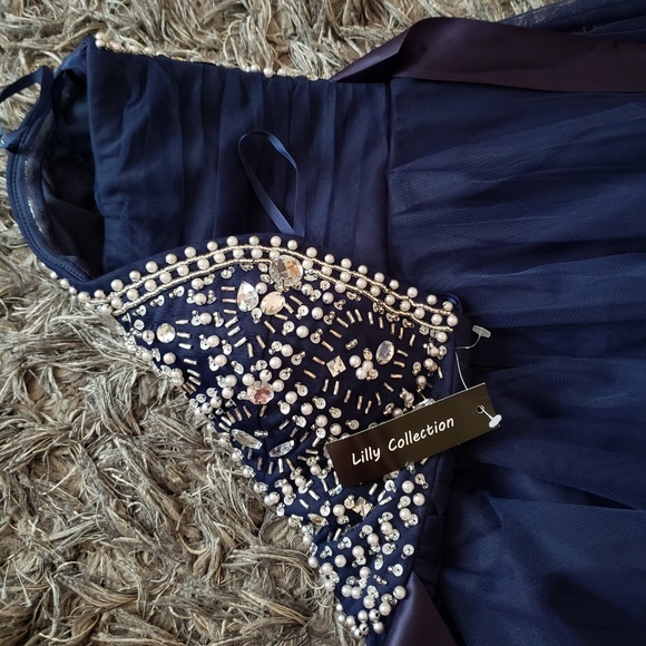 Beutiful dark blue prom dress size 6 - Picture 4 of 8